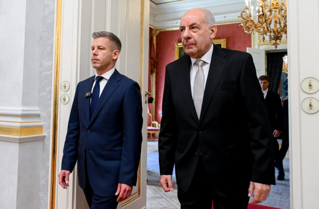 Péter Magyar nazval maďarského prezidenta Orbánovou bábkou a vyzval ho