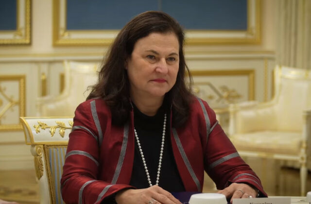 USA ponúkli sprostredkovanie rokovaní. Mathernová: „Rusko chce strach a paniku“