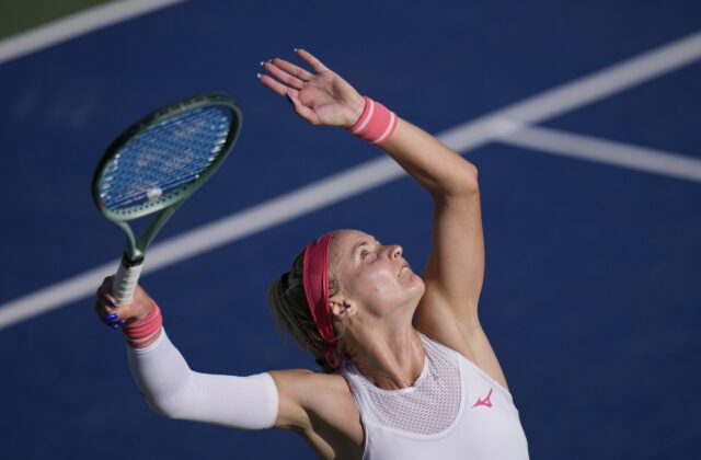 V 1. kole Roland Garros Šramková proti Grabherovej