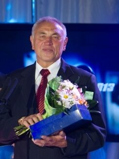 Priviedol ho k hokeju a vychoval skvelého človeka. Chára oznámil smutnú správu