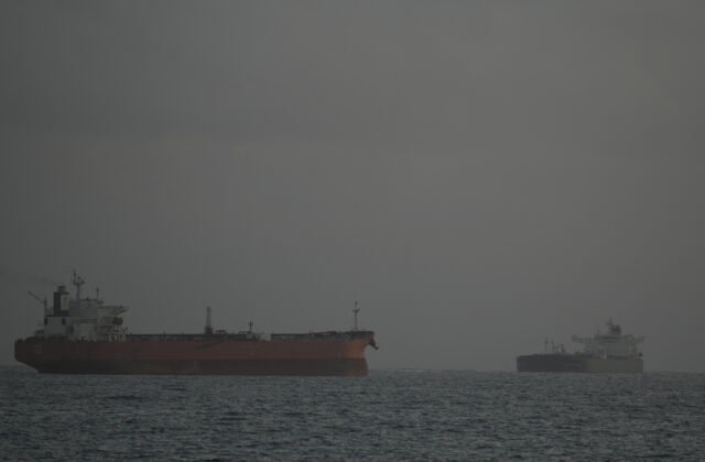 Francúzske námorníctvo zadržalo ďalší ruský tanker podozrivý z obchádzania sankcií