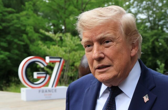 Trump naznačil návrat sankcií voči ruskej rope