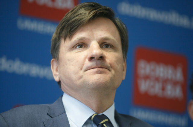 Hlina: Je prejavom neúcty k voličom
