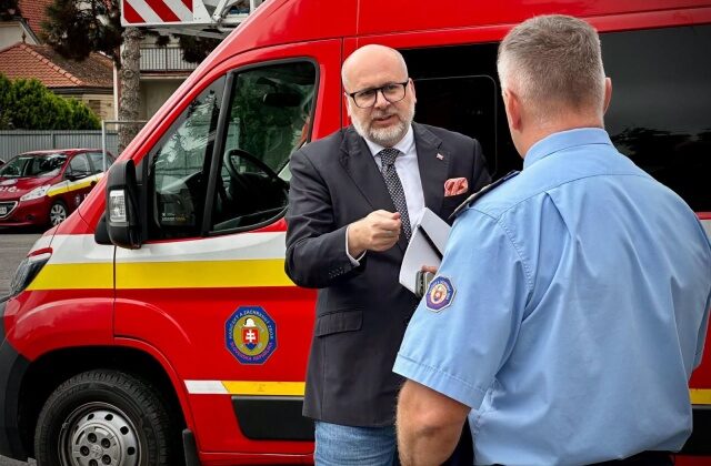 Michal Kaliňák vyzval samosprávy k využitiu 4 miliónov eur na dobrovoľných hasičov