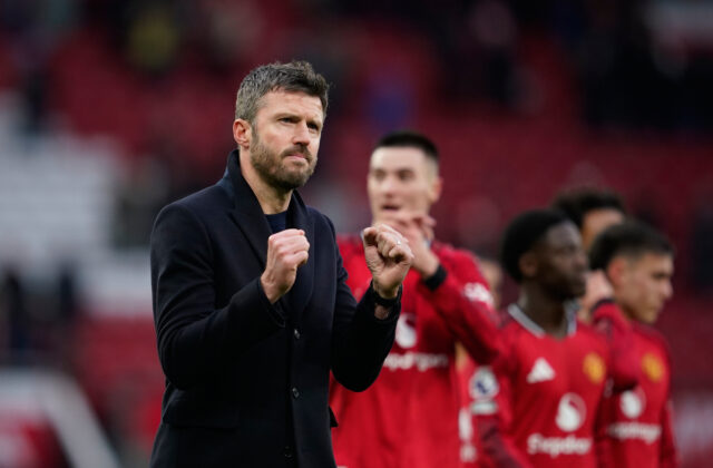 Tréner Carrick žiada vedenie Manchestru United