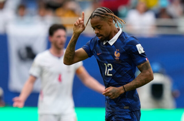 FC Liverpool angažoval do ofenzívy francúzskeho útočníka Barcolu z PSG