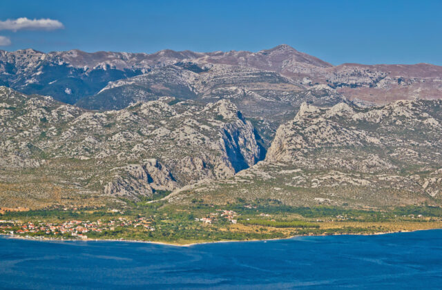 V Chorvátsku pátrajú po štyroch mladých turistoch