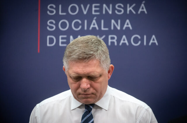 Mieri Smer-SD v prieskume na tretie miesto? Za Progresívnym Slovenskom výraznejšie zaostal a na päty mu začala šliapať Republika