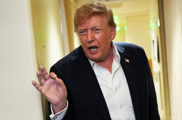 Trump vyhlásil strach z umelej inteligencie za hoax
