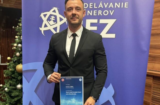 V Komárne skončil tréner Czibor aj jeho realizačný tím. Klub v tejto sezóne I. ligy ešte ani raz nezvíťazil
