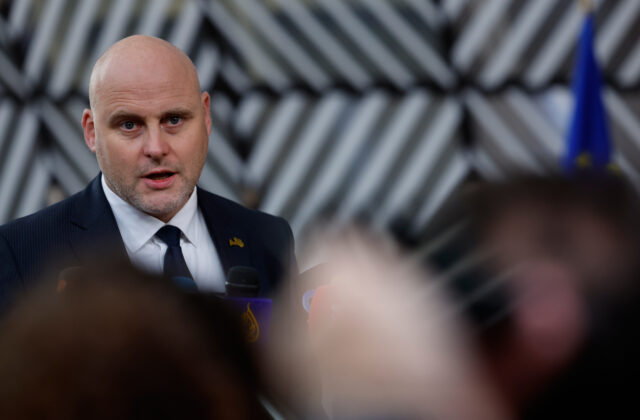 Lotyšský premiér na samite EÚ: „Ak chceme ráno jesť croissanty a piť kávu