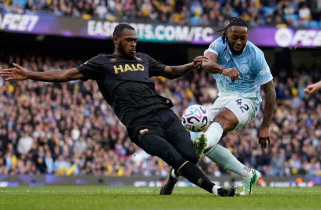 Manchester City bude bez Semenya až osem týždňov