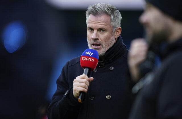 Nepremyslené vyjadrenia ho môžu vyjsť draho. Aston Villa podnikne právne kroky proti Carragherovi za urážky