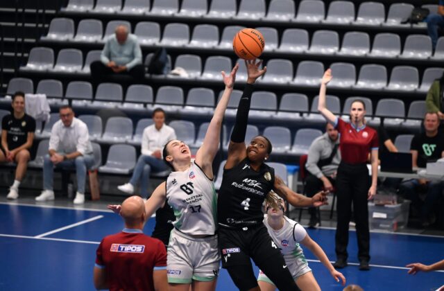Nevídaná štvrtina v slovenskej basketbalovej extralige. Hráčky Trenčína za desať minút nedali ani bod
