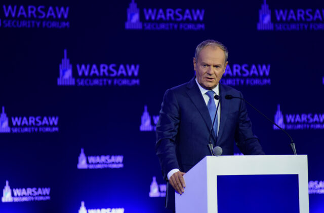 Demonštranti sa pred poľským Ústavným tribunálom stretli s políciou