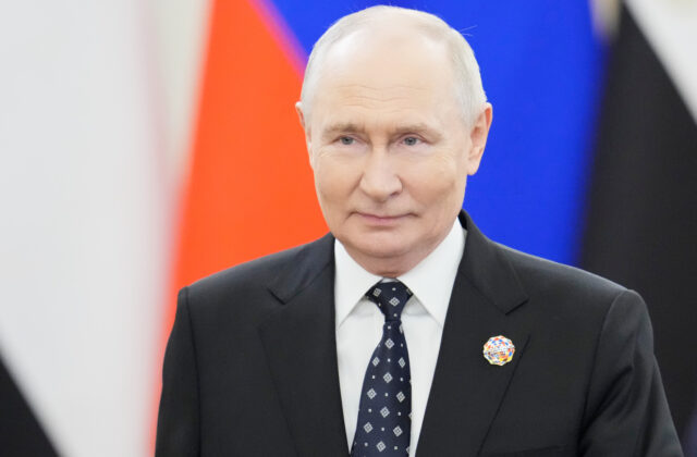 Putin označil Muska za génia. Rusko je s ním údajne v kontakte pri vývoji vlastnej satelitnej siete Rassvet