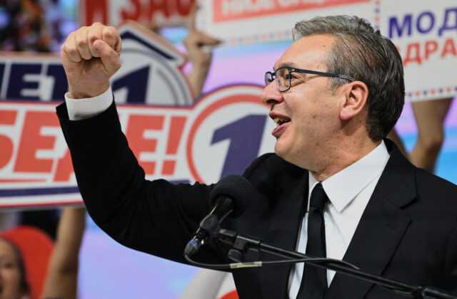 Srbskí študenti chcú po 14 rokoch zosadiť vládnu stranu Aleksandara Vučiča