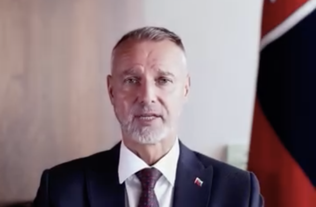 Pri voľbách netreba hľadieť iba na sľuby