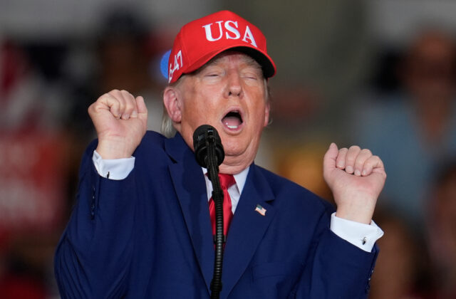 Zrada dokonaná: Trump nariadil zrušiť sankcie proti Rusku a Putinovi
